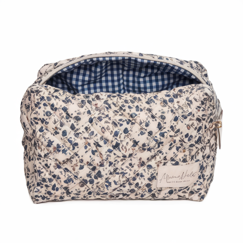 Makeup Bag 02